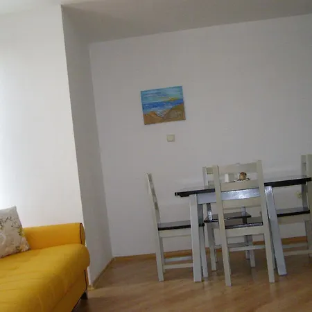 Jusi Apartment Burgas